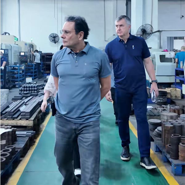Braziliaanse klanten bezoeken Taichuang
